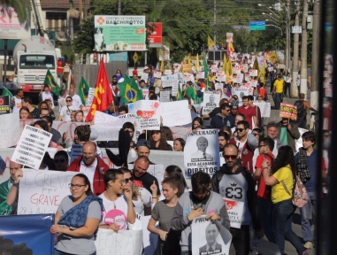 Sexta-feira começa com Greve Geral em Criciúma